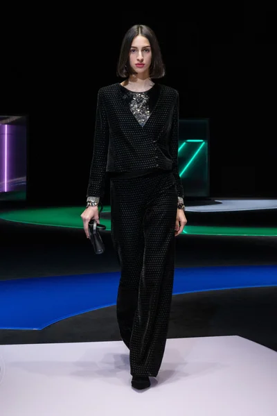 Look 94